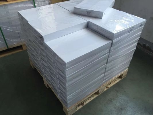 0.12mm-0.35mm Recycling-PVC-Tintenstrahlblatt Offsetdruck Weiß digital druckbares PVC-Bankkartenmaterial
