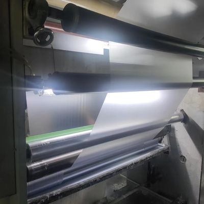 Dicke 0.12-0.76 mm PVC-Kernblatt Offsetdruck auf Kunststoff für die gesamte Serie Offsetdruckmaschinen