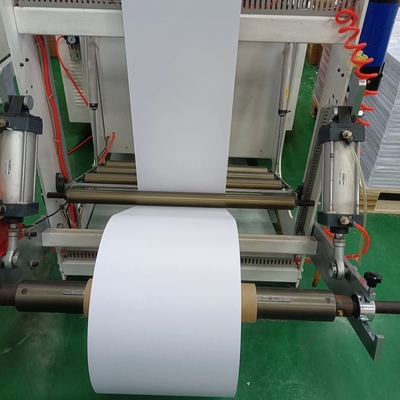 0.1-0.76mm Individuelle Größe Weiß hochwertiges Polycarbonat-Überlag Film PC-Karte Kernblatt für die PC-Karte Produktion
