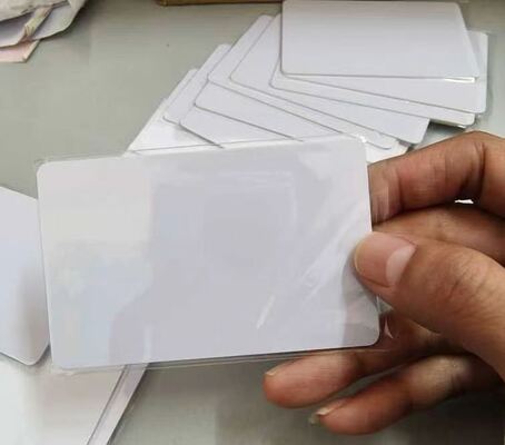 Weiße Tinteinspritz-PVC-Blätter für die Herstellung von Plastikkarten.