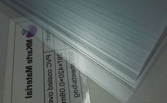 Fest klebende Plastik-Sondergröße PVCs für PVC-Karten-Produktion