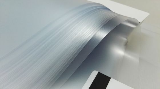 Überlegener alternder PVC-Karten-materieller überzogener überlagerter Plastikfilm für Smart Card-Produktion