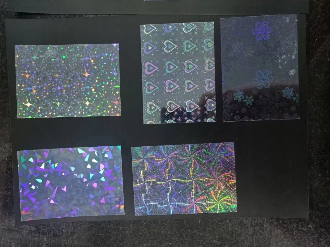 0.08mm PVC-beschichtetes Überlag Vicat Weichpunkt C ≥ 76±2 Hologrammfilm für Kartonprodukte