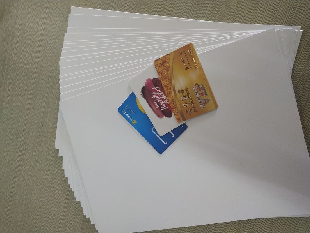 Tintenstrahl der Größen-A3, der PVC druckt, weiße Smart Card-Produktions-Materialien zu bedecken